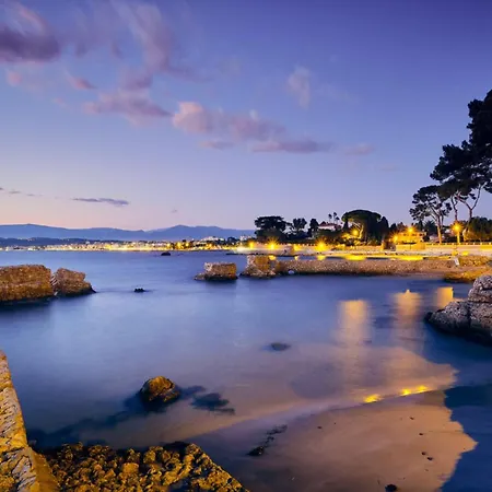 Hébergement de vacances 4 Guests Front Of The Sea *